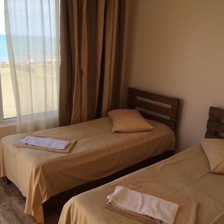 Hotel Premium Уреки Экстерьер фото