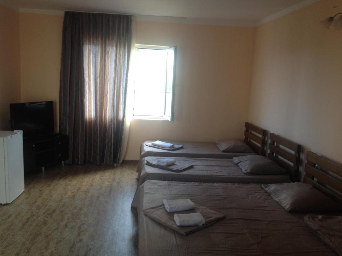 Hotel Premium Уреки Экстерьер фото
