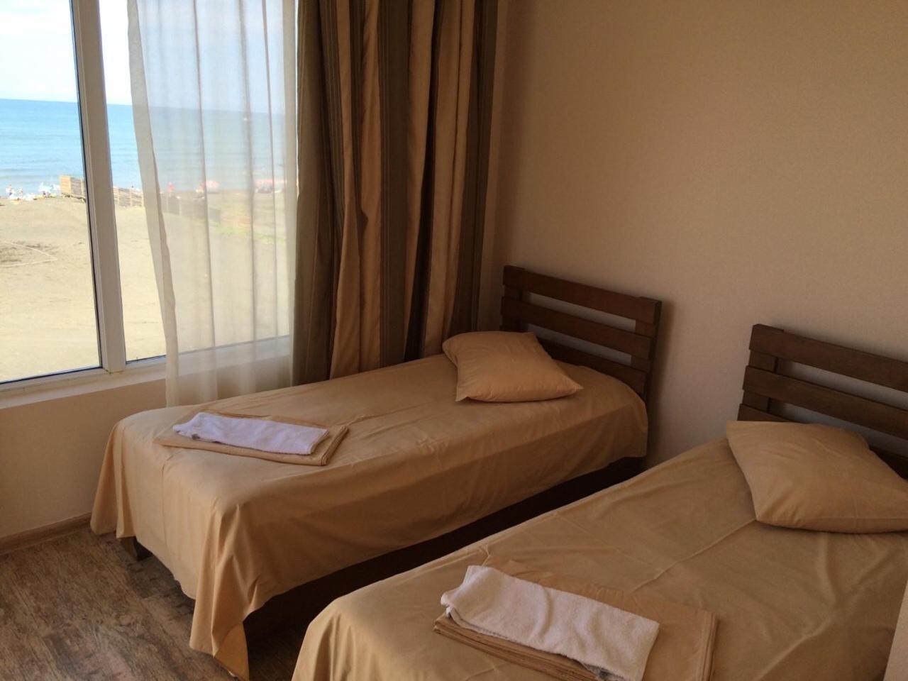 Hotel Premium Уреки Экстерьер фото